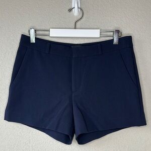 Banana Republic Navy Blue Polyester Blend 3.5" Inseam Dress Shorts Size 6
